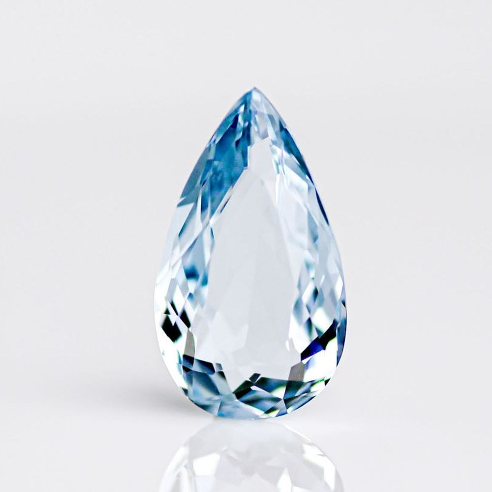 天然ブルートパーズ 8.452ct