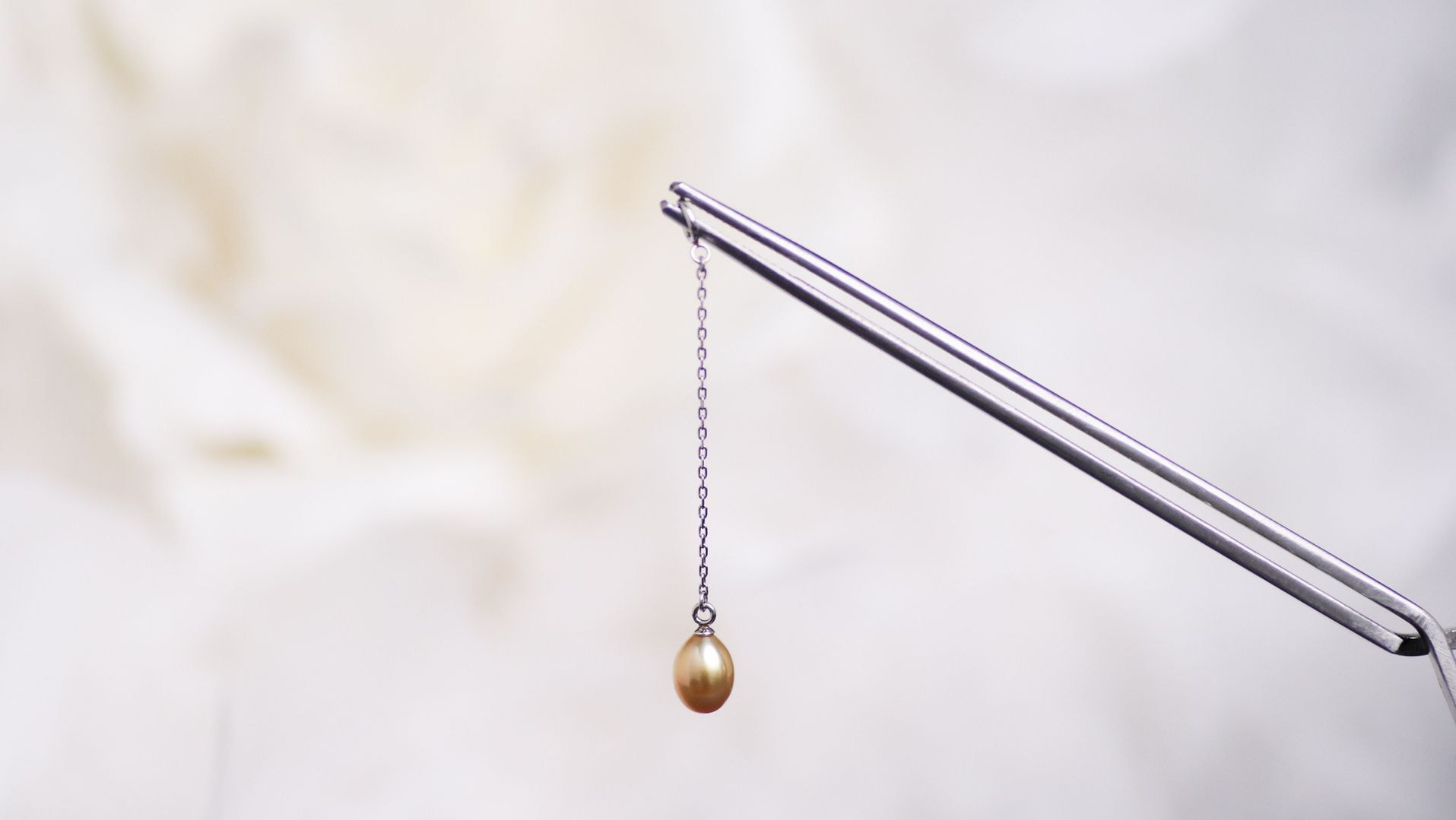 ピアスにセット出来るチャーム加工