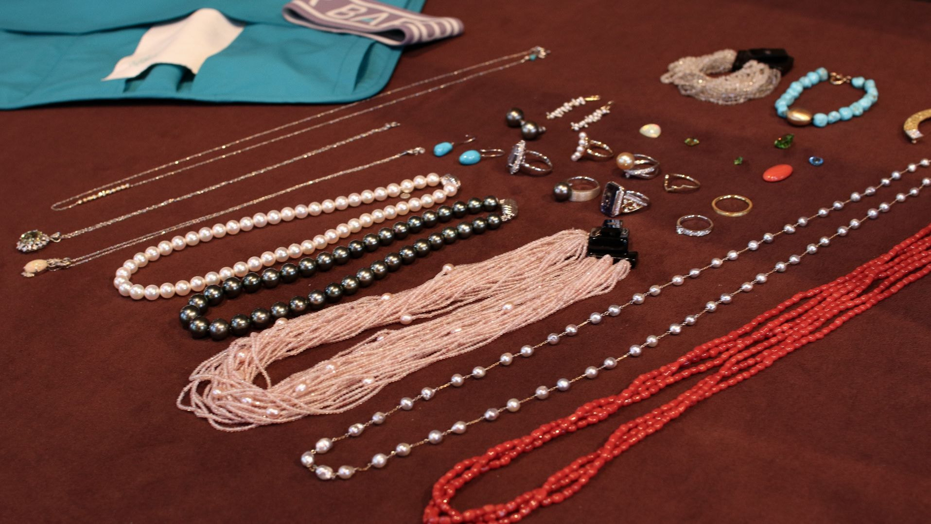 汎用品ではないジュエリーを一か所に 汎用品ではないジュエリーを一か所に