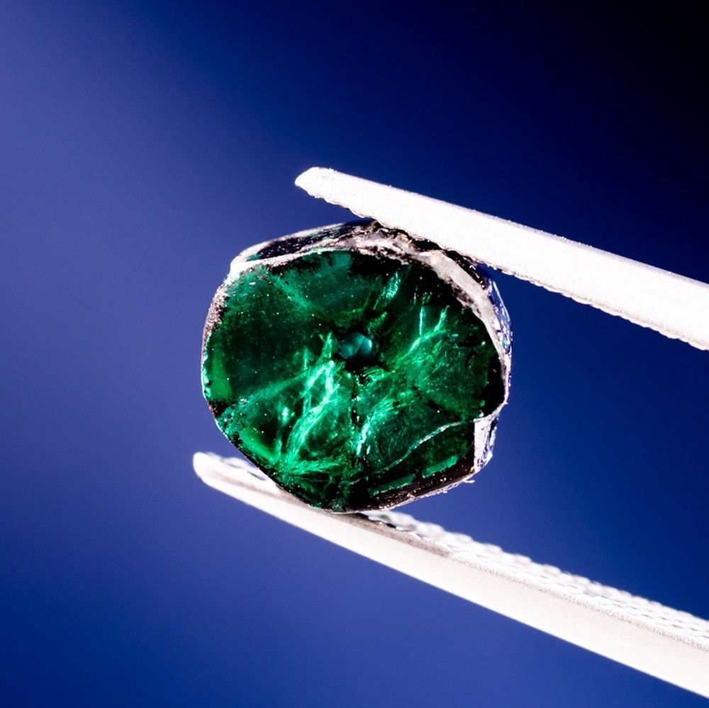 天然トラピッチェエメラルド 1.530ct