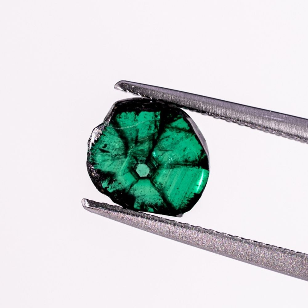 天然トラピッチェエメラルド 1.530ct