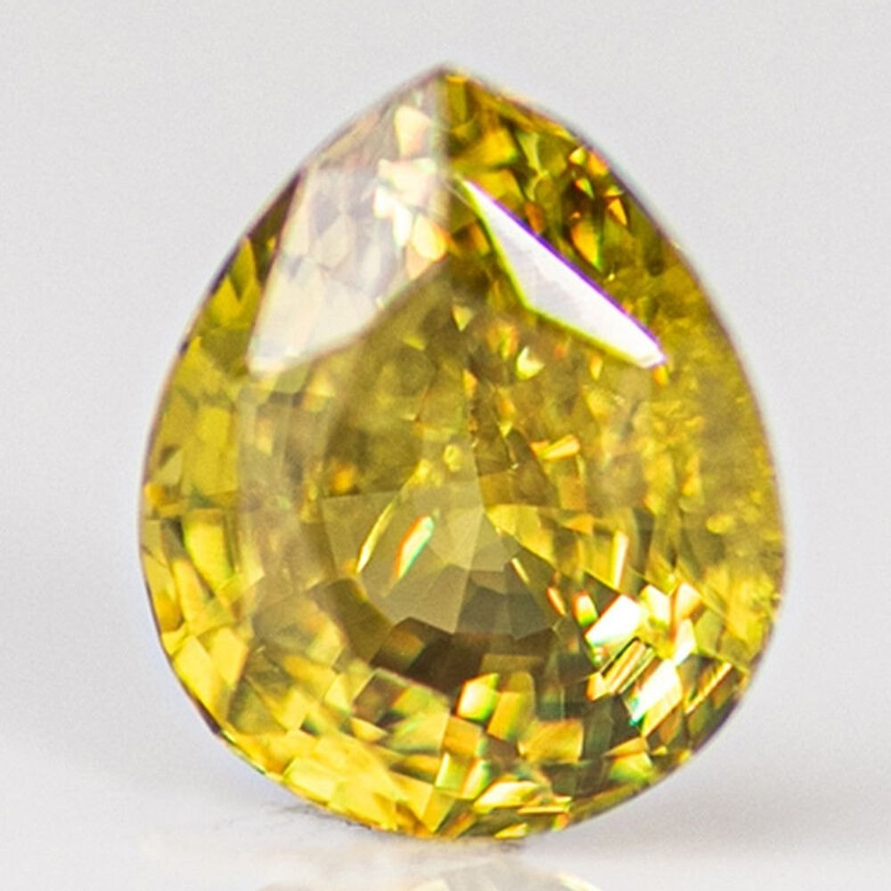 天然スフェーン 2.253ct 