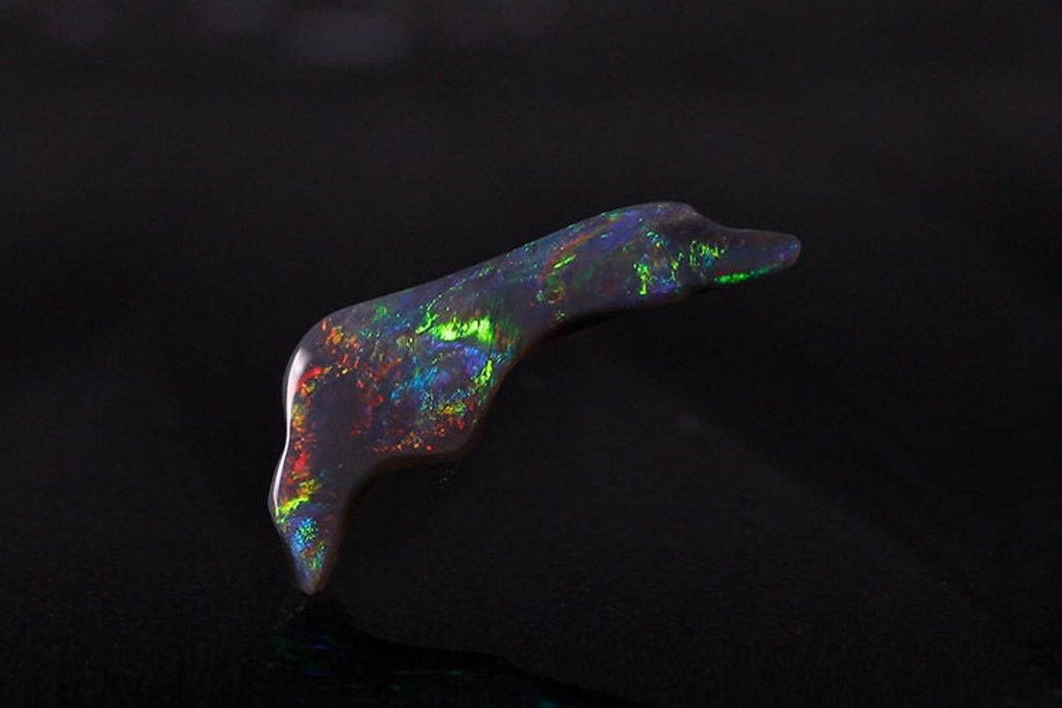 天然ブラックオパール 0.670ct 天然ブラックオパール 0.670ct