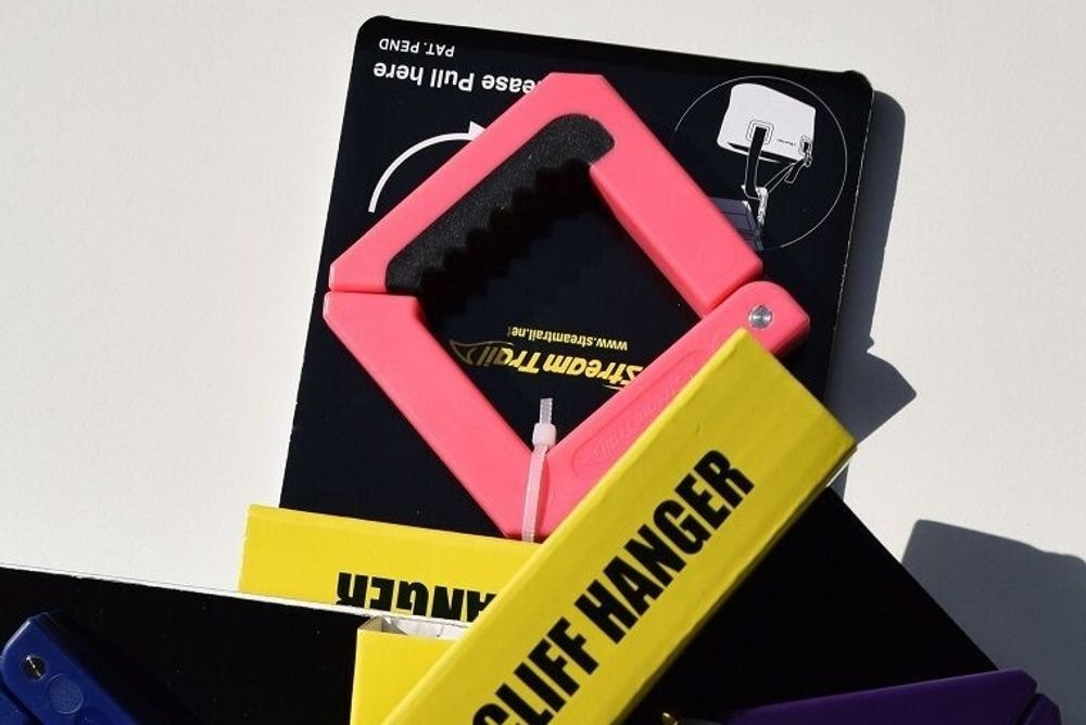 CLIFF HANGER ピンク