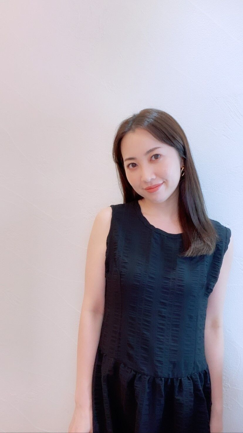 TOMOMI TOMOMI