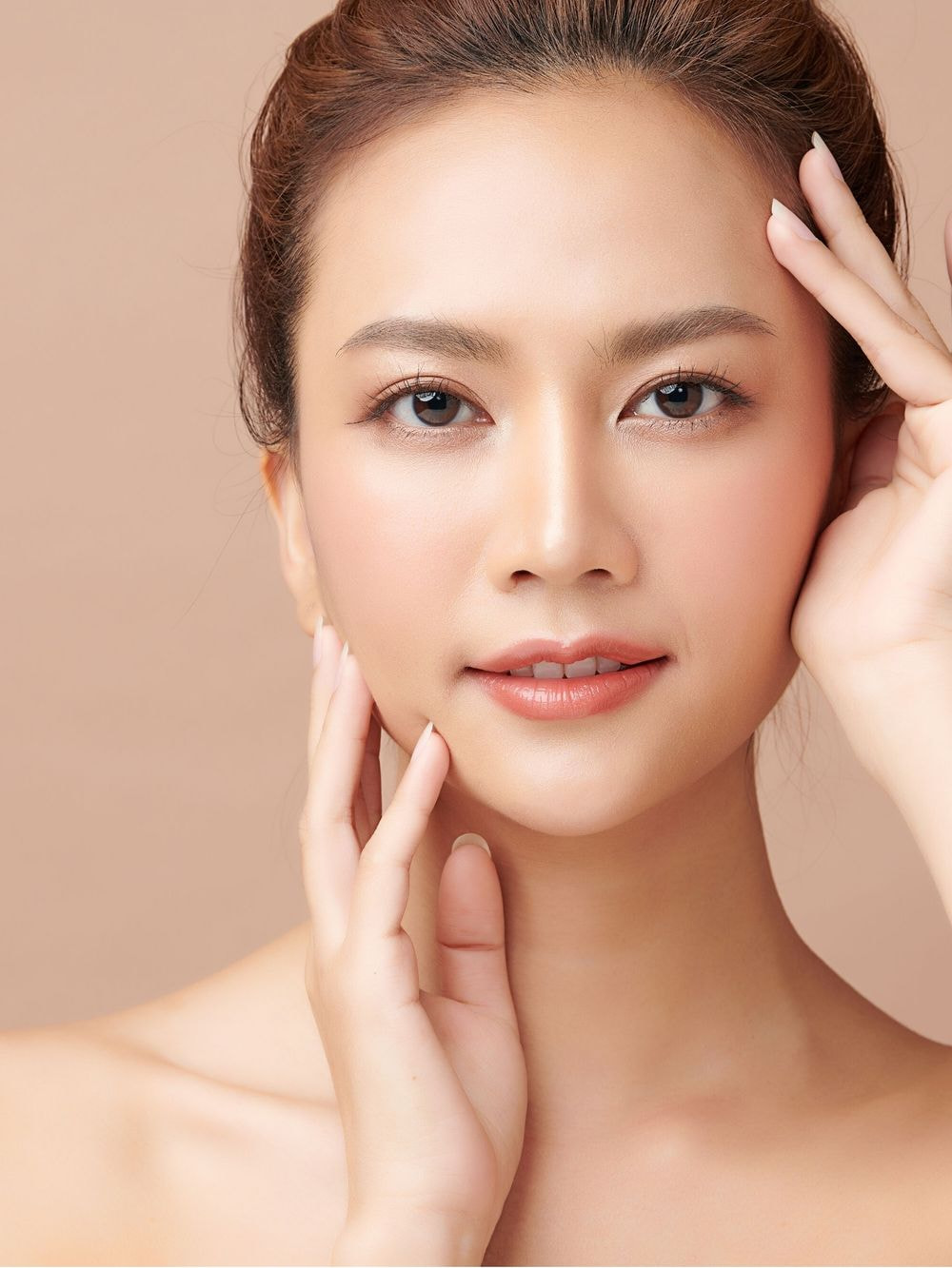 顔タイプ診断付き垢抜け眉メイクレッスン（オンライン60分）ERI